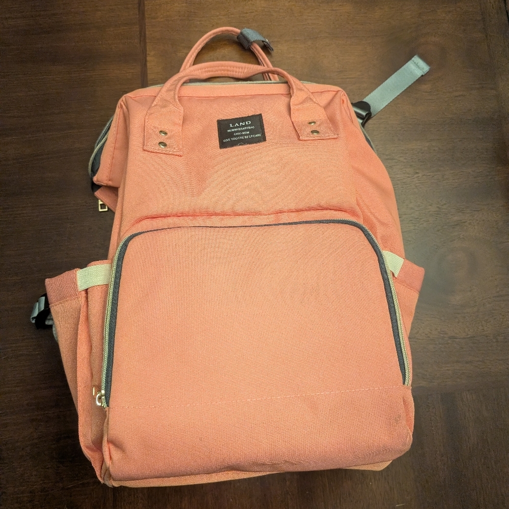 LAND Diaper Bag In Coral